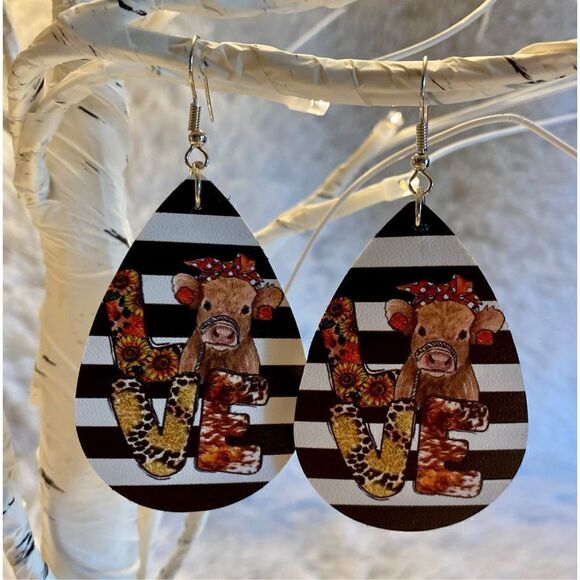 NEW Shabby Chic Farmhouse Black Stripe “LOVE” Flower Cow Earrings - Picture 1 of 4